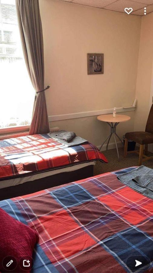Bed and Breakfast The Crown In à Fordingbridge Extérieur photo